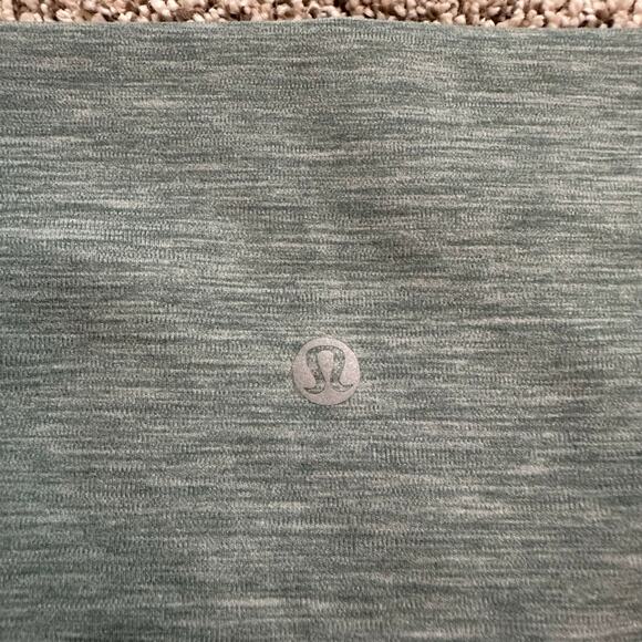 Lululemon heather sage green biker shorts size 6 - Picture 4 of 8